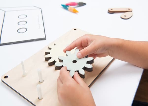 Pedagogiskt spel - KOAKOA - Växelklocka - Demonterbar - Blandat - Från 6 år