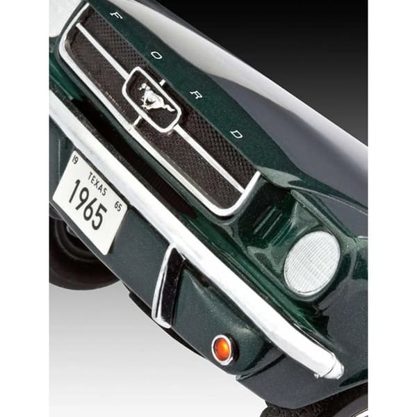Revell 1965 Ford Mustang 2+2 Fastback 1:24 Modellbyggsats