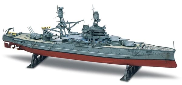 Revell USS Arizona Battleship 1:426 Modelbyggesæt