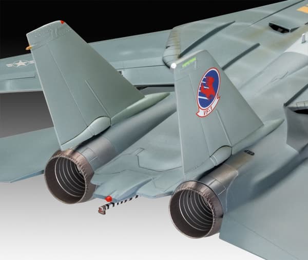 Revell Top Gun Mavericks F-14A Tomcat 1:48 Modellbyggsats