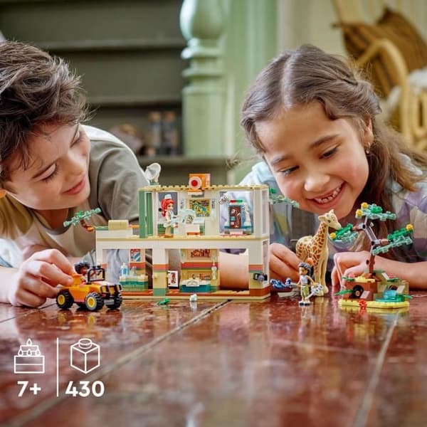 LEGO 41717 Friends Mias vilda räddningscenter, veterinärleksak, med minifigurer av safaridjur, barn 7 år gamla