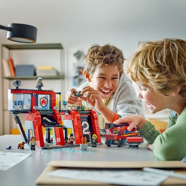 LEGO City Brandstation og Brandbil - 60414