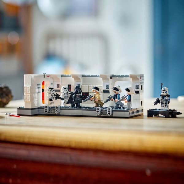 LEGO Star Wars ombord på Tantive IV™ - 75387