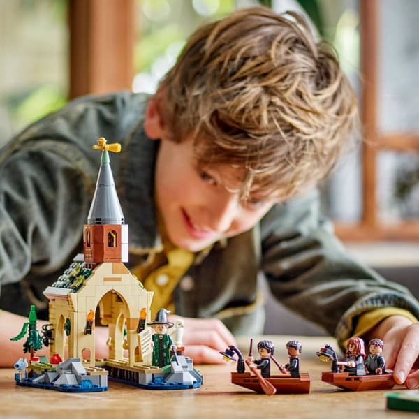 LEGO Harry Potter Hogwarts™ Slot: Bådehus - 76426