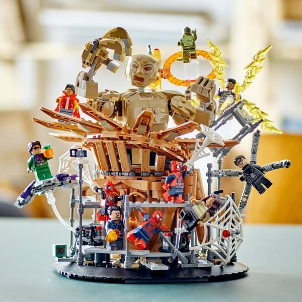 LEGO Marvel Spider-Man vs. Sandman: Final Battle - 76280
