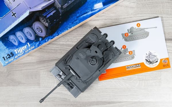 Airfix Quick Build Tiger I