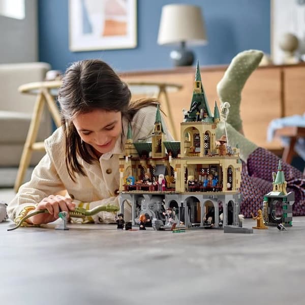 LEGO® 76389 Harry Potter™ Hogwarts Hemligheternas kammare Leksaksslott med stora salen + minifigur 20-årsjubileumsutgåva