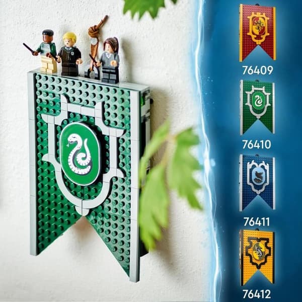 LEGO® Harry Potter 76410 Slytherin House Crest Leksaksslott med Draco Malfoy minifigur