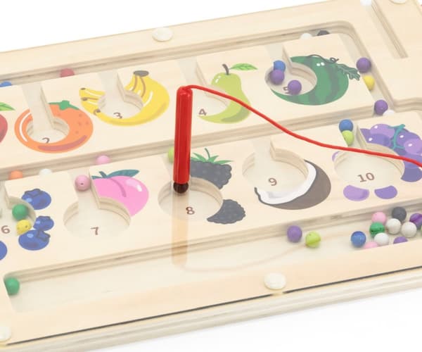 Viga 44745 Magnetic Maze - laskee ja lajittelee värejä