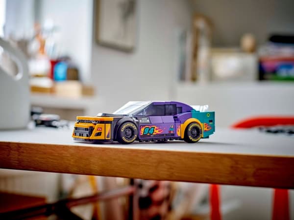 LEGO Nascar Chevrolet Camaro ZL1 Speed Champions
