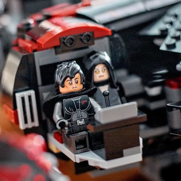 LEGO® Star Wars 75389 Den svarta falken - byggbart fordon för barn - present
