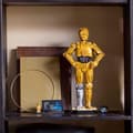 Miniatyrbild 3 av 6: LEGO® Star Wars 75398 C-3PO - Byggbar droidfigur - modellsats för vuxna