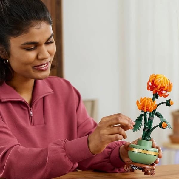 LEGO® Icons 10368 Krysantemum - byggbart blomsterdekorationsset för vuxna