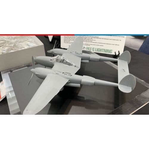 Lockheed P-38 F/G Lightning flygplansmodell - Tamiya 61120 - 1/48 + 14 år - Grön - Plast