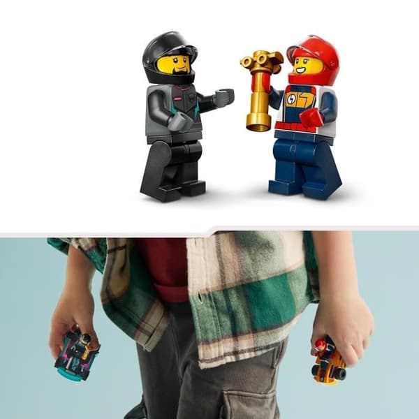 LEGO® 60400 City Karts och racerförare, leksak med 2 karting, med 2 bilförare minifigurer