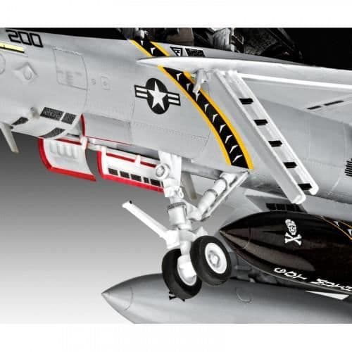 F/A-18F Super Hornet flygplansmodellsats - 1/72 - Revell 63834 - Tvåsitsiga cockpit - 97 delar