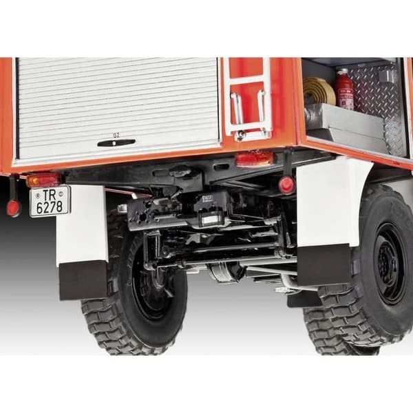 Lastbilsmodell - REVELL - Mercedes-Benz Unimog U 1300 L Feuerwehr TLF 8/18 - Vit - Vuxen - 1:24
