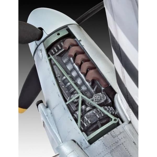 De Havilland MOSQUITO MK.IV modellsats - Revell - 1/32 - Pojke - 15 år gammal