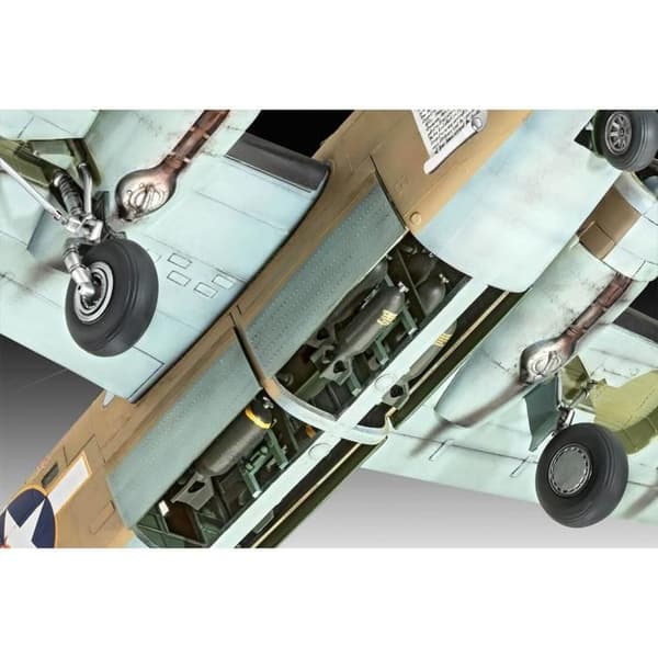 Flygplansmodell - REVELL - B-24D Liberator - Blandat - Plast - Vuxen