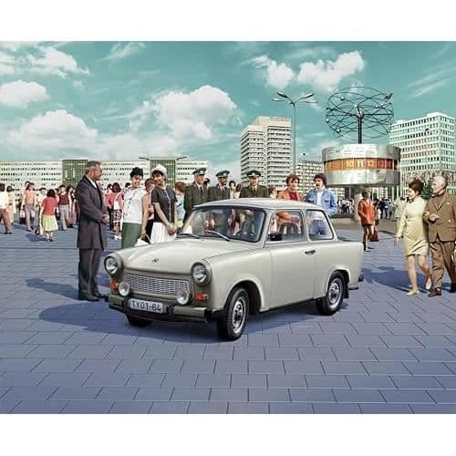 Plastmodellsats Revell Trabant 601 Exclusive Edition 05630 - 60-årsjubileum