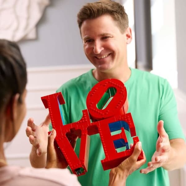 LEGO Art 31214 LOVE - Byggset för vuxna - Dekoration och present till par