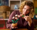 Miniatyrbilde 4 av 9: LEGO Botanical Collection Miniatyrorkide