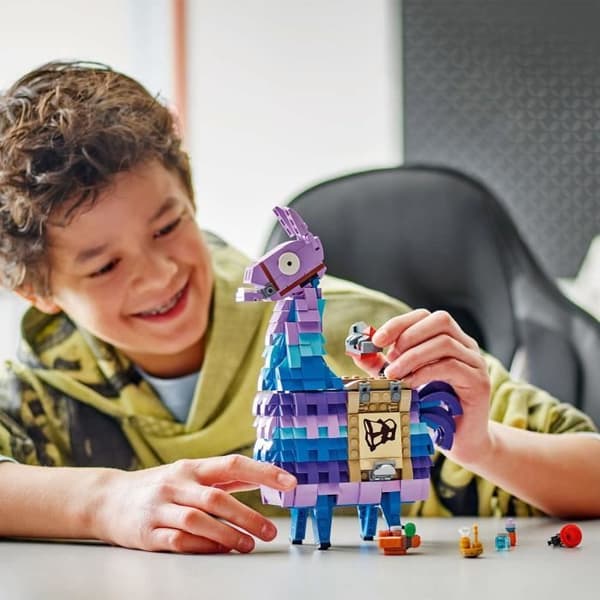 LEGO Fortnite 77071 Supply Llama  Minifigur inspirerad av videospelet för tonåringar