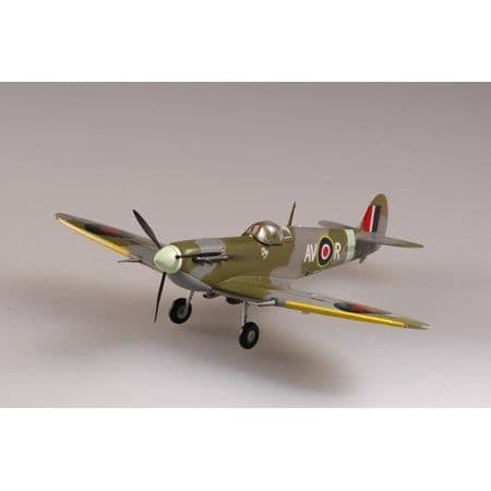 Flygplan - ENKEL MODELL - Spitfire MkV 121 Sqd 1942 1:72 - För barn - Pojkar