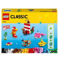 Miniatyrbild 6 av 6: LEGO® 11018 klassiska kreativa spel i havet, låda med klossar, 6 miniatyrmodeller av båt, ubåt, val