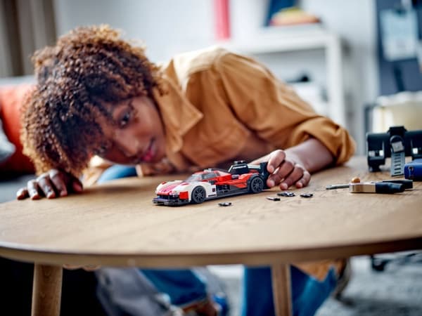 LEGO Speed Champion Porsche 963 Race Car 76916