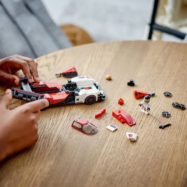 LEGO Speed Champion Porsche 963 Race Car 76916