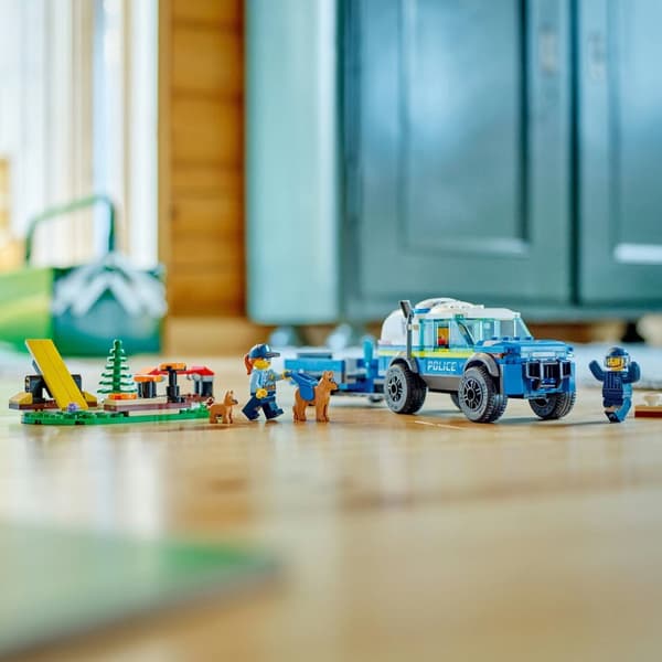 LEGO City politi politibil SUV med trailer 60369 bil
