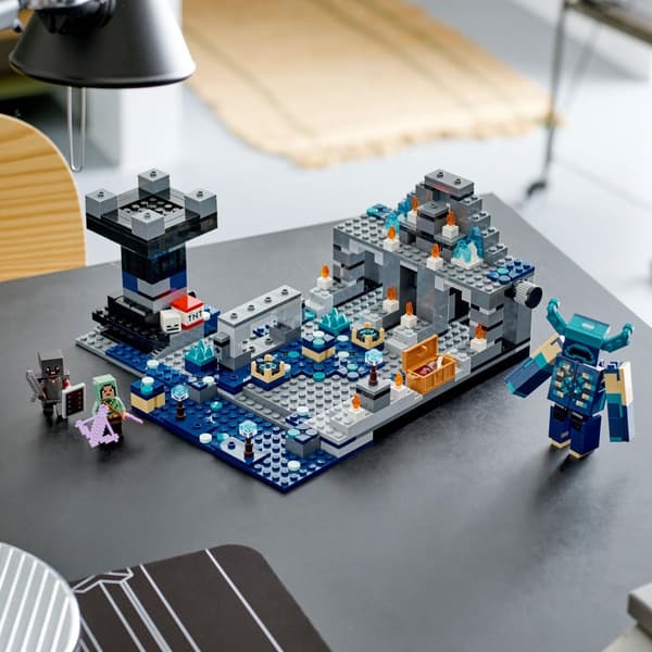 LEGO Minecraft 21246 DARK DEPTH BATTLE City