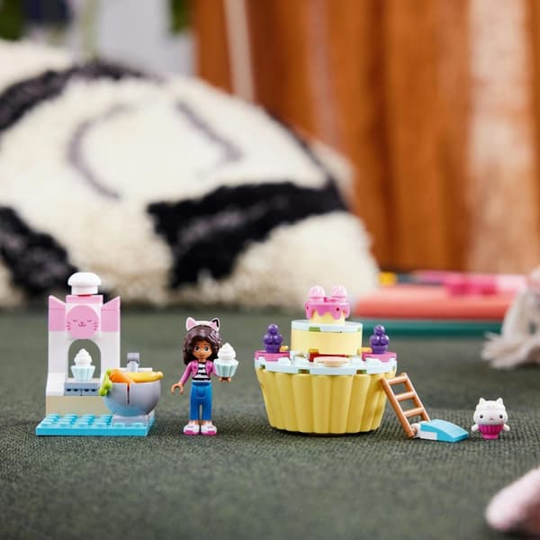 LEGO Gabi's Cat House -kakun leivonta 10785 4+