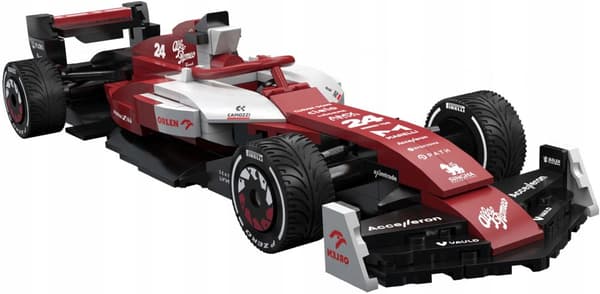 CaDA blockerar Alfa Romeo F1 Team ORLEN Auto Formel 1 racingbil