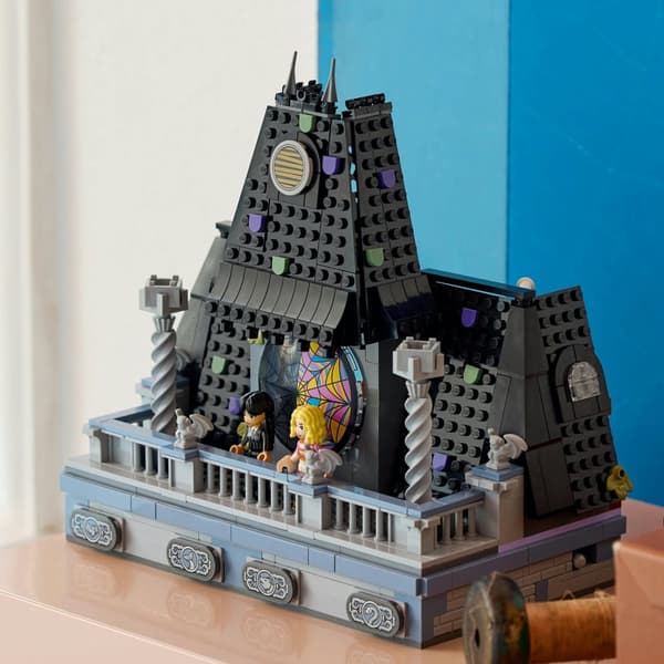 LEGO 76781 keskiviikkona keskiviikkona ja Enidin huone Uutta