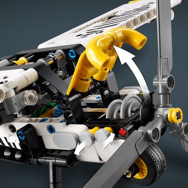 LEGO Technic 42198 rahtilentokone Uusi