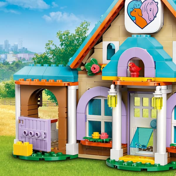 LEGO Friends 42651 hevos- ja eläinklinikan eläintalli