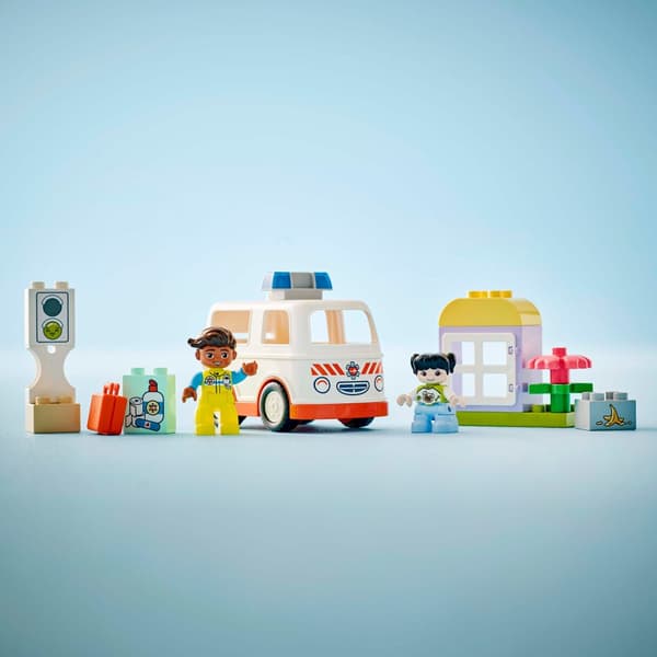LEGO 10447 Duplo - Ambulance med chauffør Ambulanceredningsmand