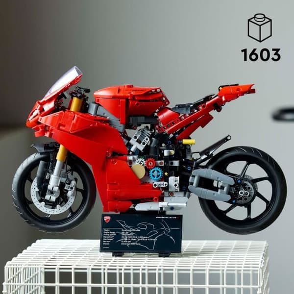 LEGO Technic 42202 Ducati Panigale V4 S motorcykel - byggbar motorcykel för vuxna