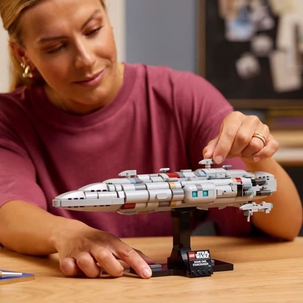 LEGO Star Wars: Return of the Jedi 75405 Starcruiser Home One - Vuxenmodellsats
