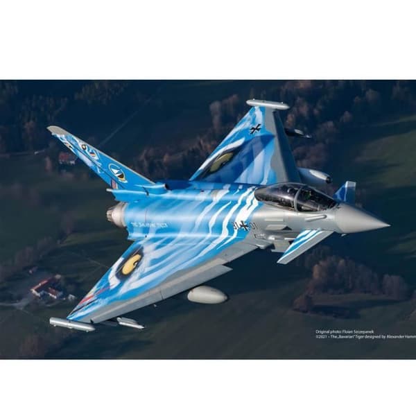 Flygplansmodell - REVELL - Eurofighter Typhoon The Bavarian Tiger 2021 - Plast - Vuxen - 85 stycken