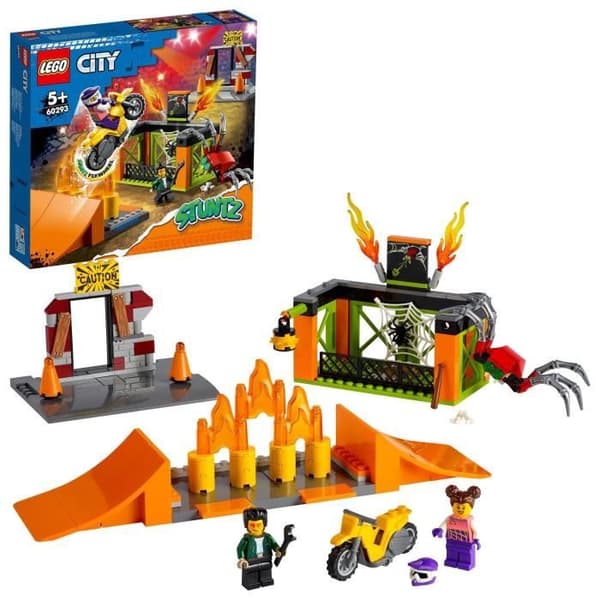 LEGO® 60293 City Stuntz Stuntträningsområde, ramper, spindelbur och dragcykel