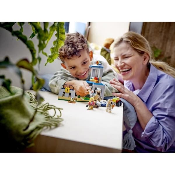 LEGO® Jurassic Park 76957 Velociraptor Escape Toy med dinosaurie och bil