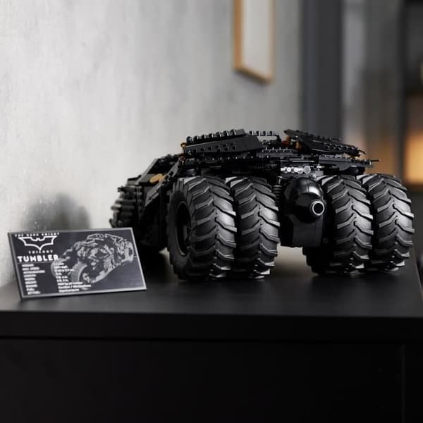LEGO® 76240 DC Batman The Batmobile™ tumbler, set för vuxna att visa och samla, presentidé, modellbil