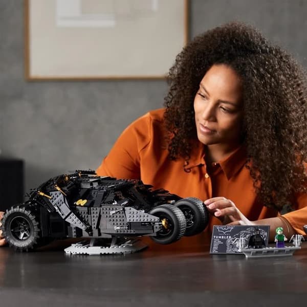 LEGO® 76240 DC Batman The Batmobile™ tumbler, set för vuxna att visa och samla, presentidé, modellbil