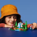 Miniatyrbild 4 av 4: LEGO® 41677 Friends Vattenfallet i skogen – Byggspel med minidockor Andrea och Olivia + Ekorrleksaksbarn 5 år