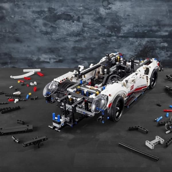 LEGO® Technic Porsche 911 RSR Detaljerad byggbar racerbil - Samlarmodell - 42096