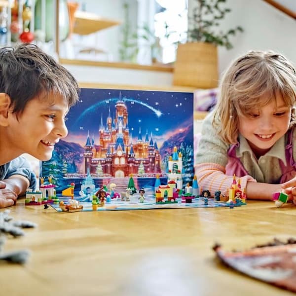 LEGO® Disney Princess 43253 Adventskalender 2024 - Julklapp till barn