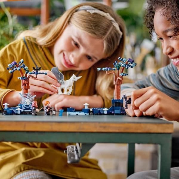 LEGO Harry Potter 76432 Den förbjudna skogen: magiska varelser, leksak för barn